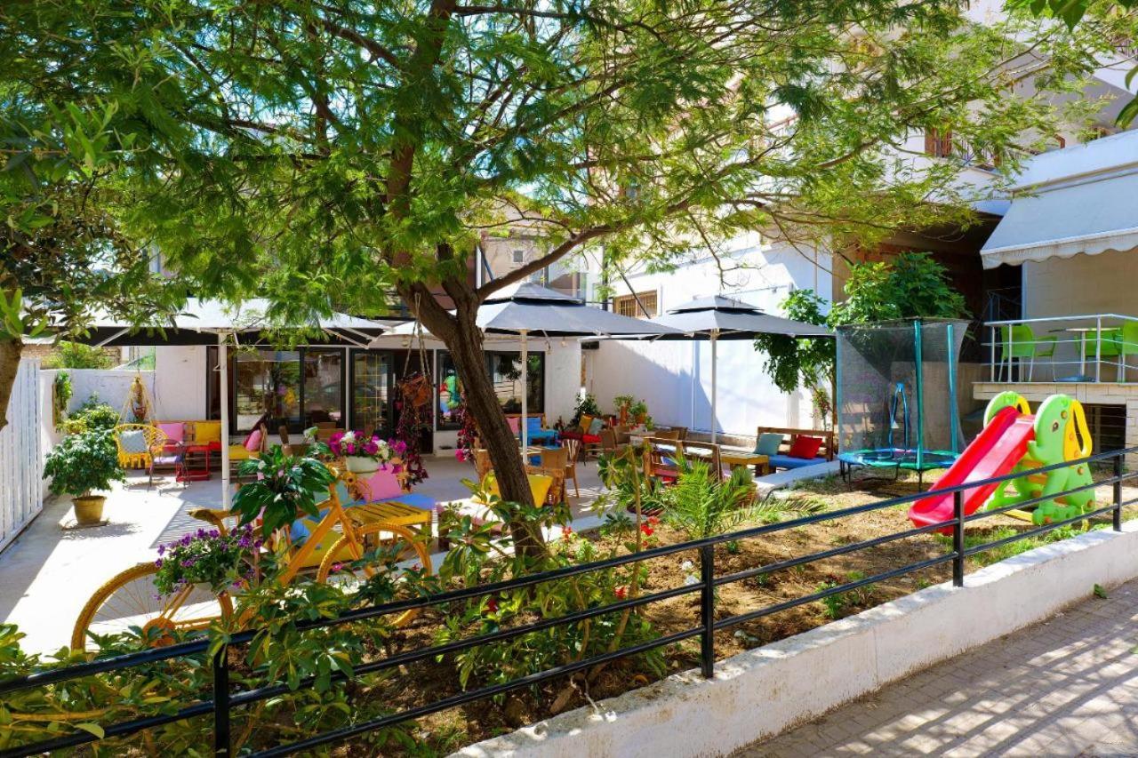 Hotel Eden Саранде Екстериор снимка