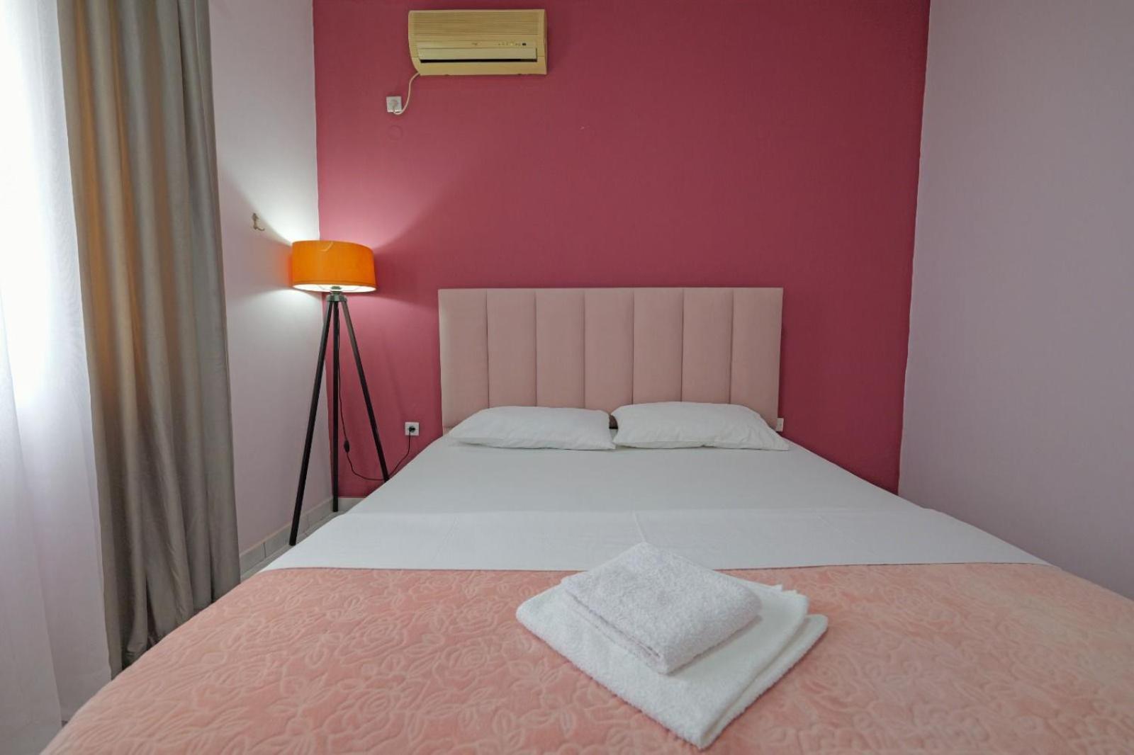 Hotel Eden Саранде Екстериор снимка