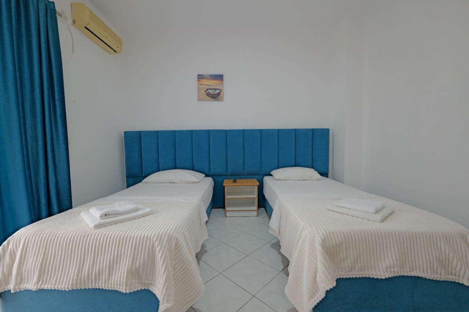 Hotel Eden Саранде Екстериор снимка