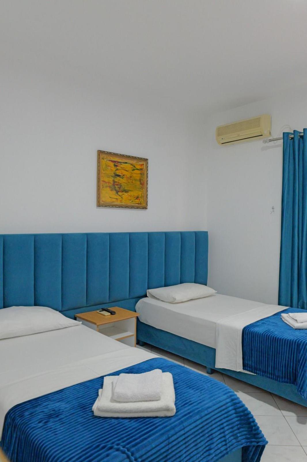 Hotel Eden Саранде Екстериор снимка